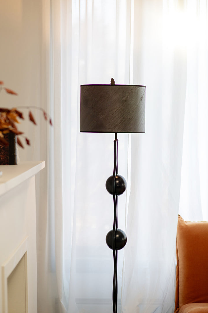 LAMPSHADES/PENDANTS | Blackline